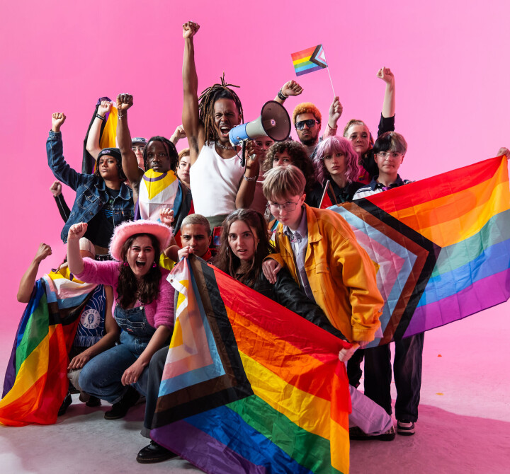 Jeangu Macrooy pakt bange mannetjes met broze ego's aan op zijn nieuwe single ‘Independent Girls & Nasty Evil Gays’ Jeangu Macrooy