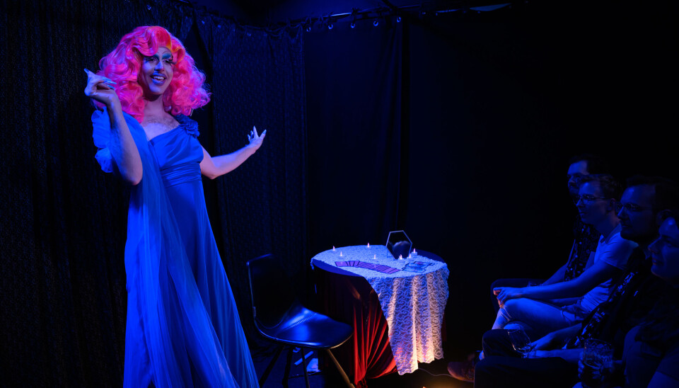Scenefoto-My-Drag-is-Haunted-Boy-Hazes