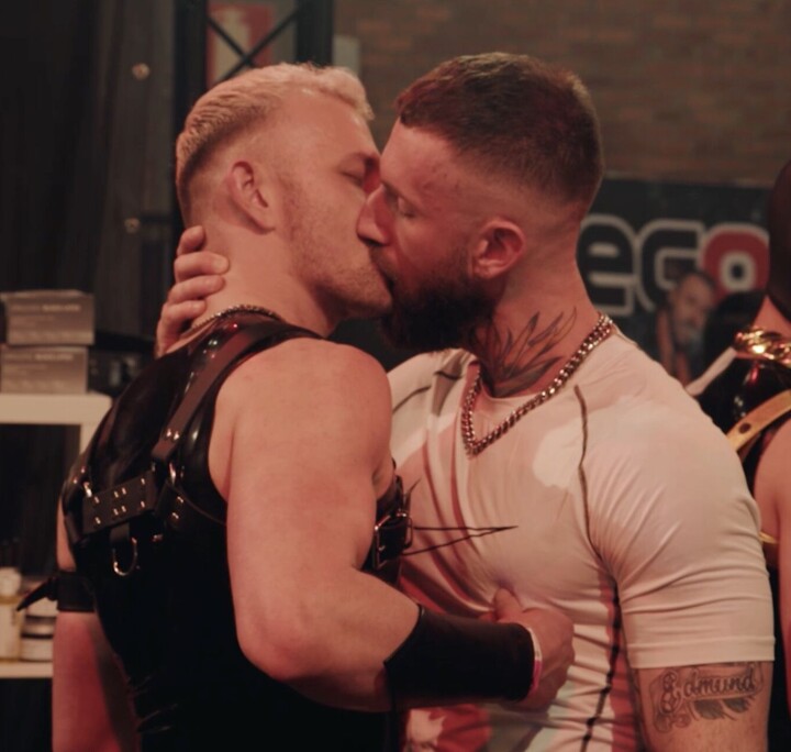 Documentaire over fetisjfestival Darklands is een zinderende ode aan seksuele vrijheid Still uit Darklands: Are you ready to go deep?