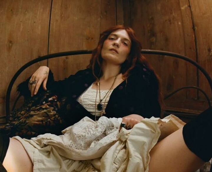 Nieuwe muziek: de comebacksingle van Florence + The Machine mag je absoluut niet missen Florence + The Machine