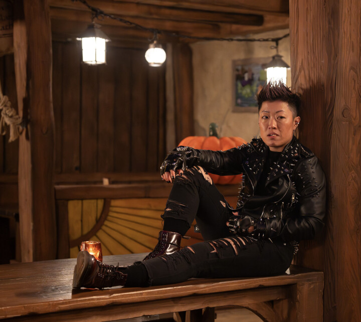 Ethan Nguyen is als eerste Aziatische trans/nonbinaire acteur te zien in Nederlandse speelfilm: “Als acteur valt alles eindelijk op z’n plek” Ethan Nguyen in HalloWiebe