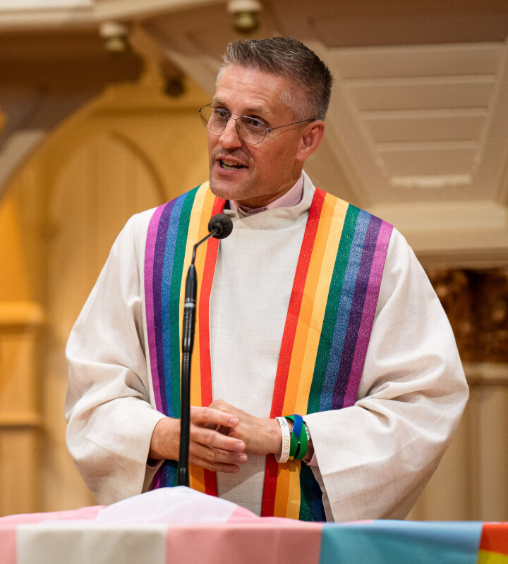 Wielie Elhorst tijdens de Pride Kerkdienst 2023. Wielie Elhorst tijdens de Pride Kerkdienst 2023.