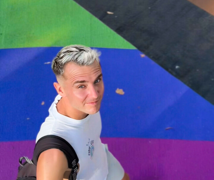 Calum McSwiggan: “Ik bezoek minstens één pride per maand”