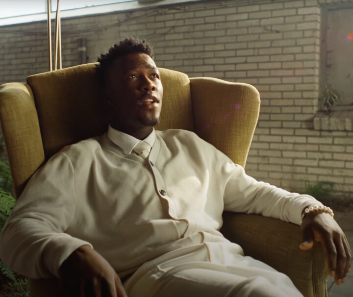 Nieuwe muziek: Claude zingt over ‘Amour’ en zanger Khalid krijgt te maken met homofobe backlash Claude