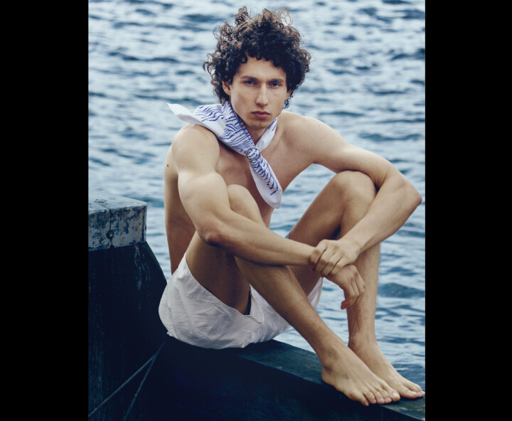 Nautische mode staat centraal in Het Scheepvaartmuseum in de expositie Oceanista – Fashion & Sea