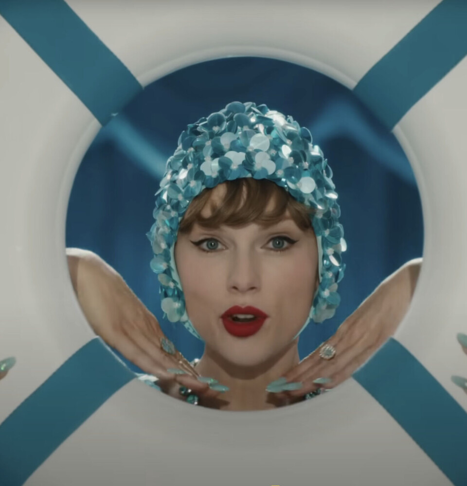 Nieuwe muziek: Taylor Swift als showgirl en de geniale gekte van Fred Again..