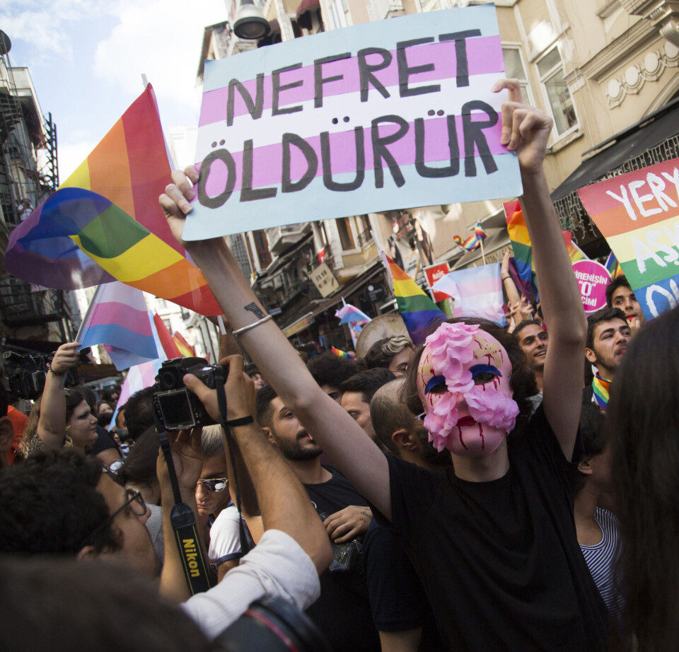 Rechten van homostellen en trans personen verder aan banden gelegd in Turkije, als het aan de wetgevers ligt