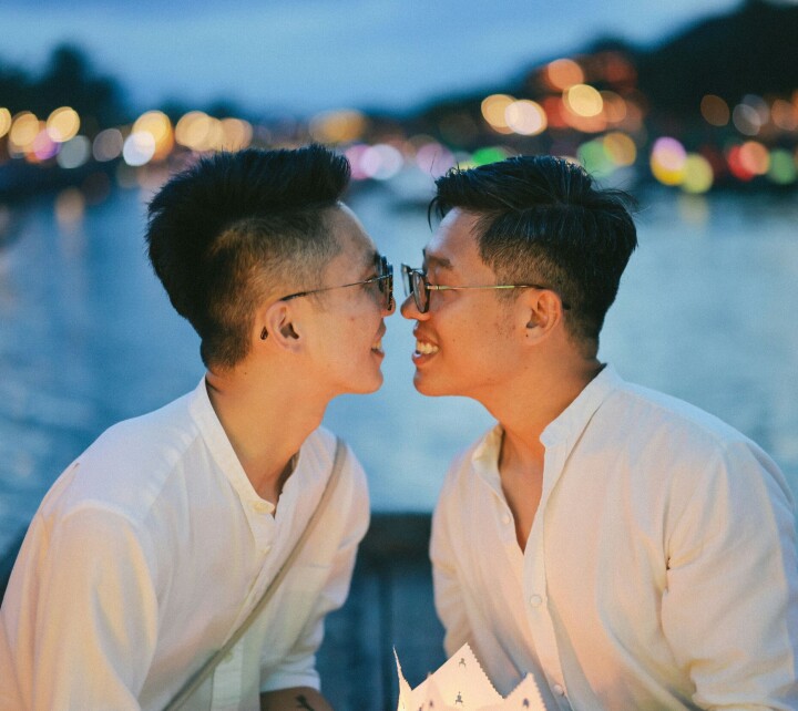 Zuid-Korea erkent koppels van hetzelfde geslacht: een historische stap Asian gay couple