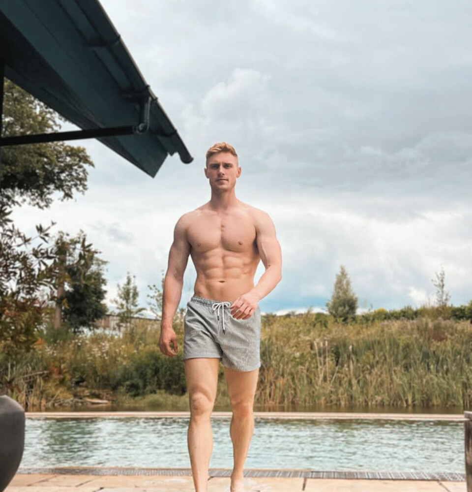 Hot op Instagram: Boots-acteur Max Parker